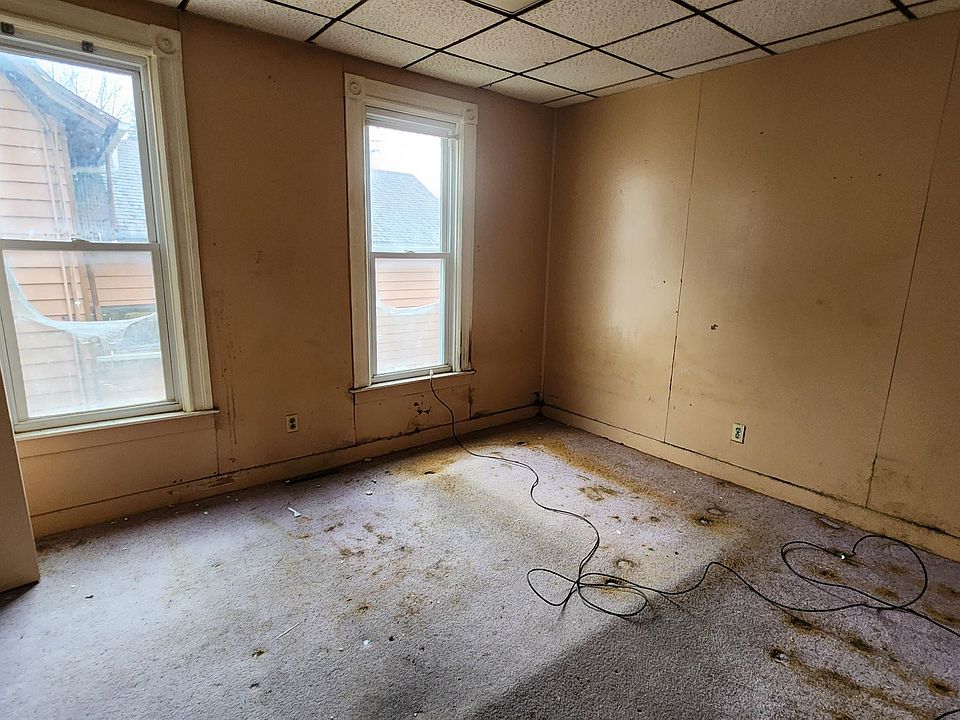 10th image of this home