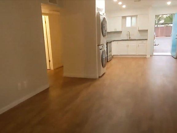 2nd image of 2001 W Morten Ave #8