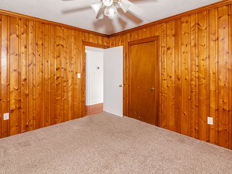 1416 Hilltop Dr — Photo 12
