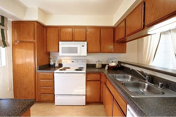 3rd image of 11040 Camino Playa Carmel