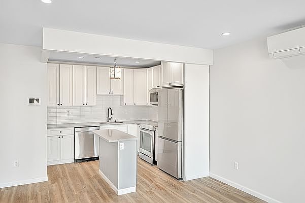 1st image of 30-88 21st St #3B