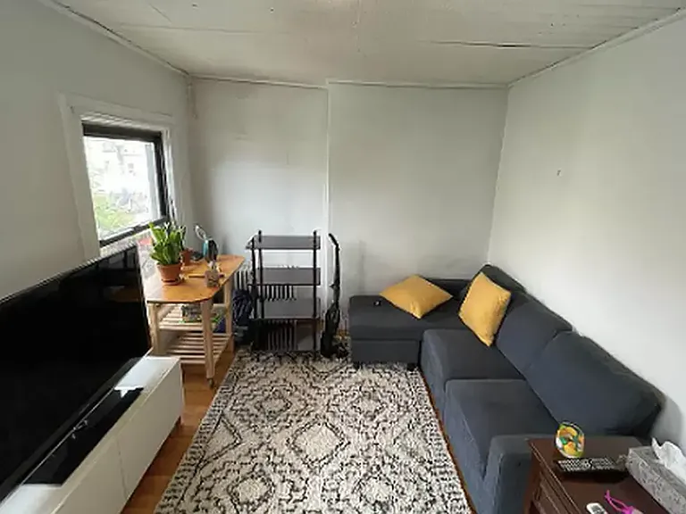 126 N 5th St #3 — Photo 2