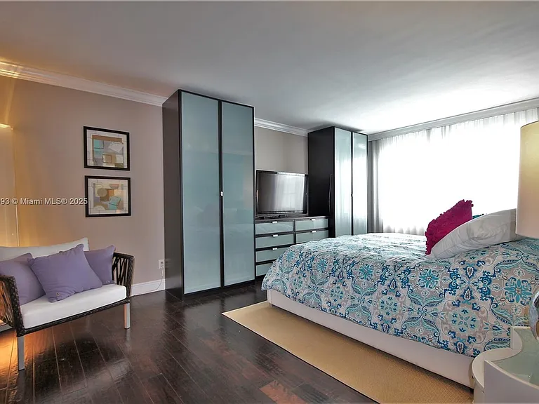 5151 Collins Ave #924 — Photo 11