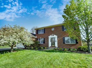 1607 Sunnington Grove Dr, Dayton, OH 45458