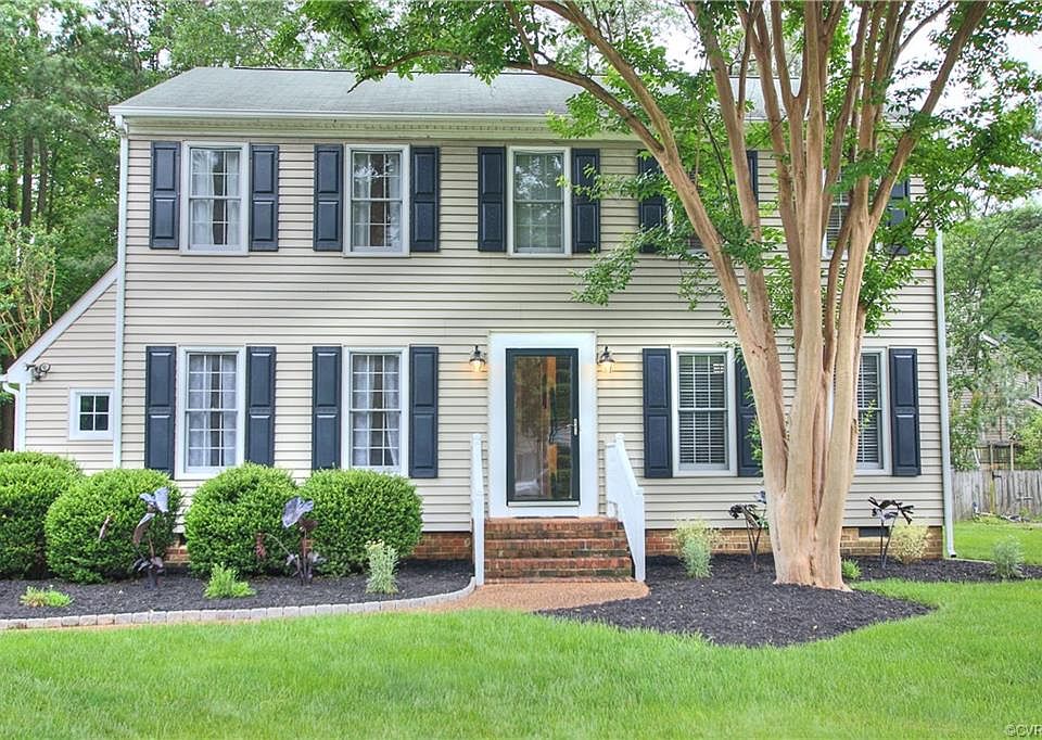 1st image of 9713 Kingscroft Dr