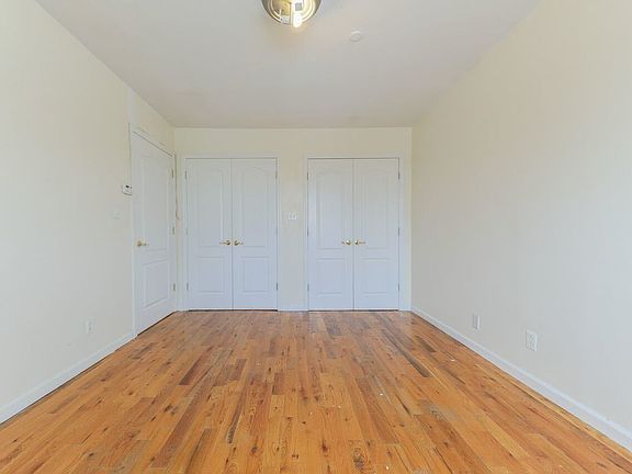 4th image of 567 Warren St #C