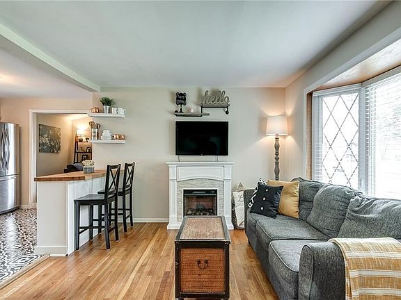 5th image of 5 Alder Ln