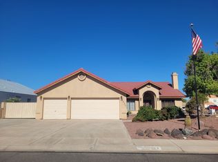 3835 Smoketree Cir, Bullhead City, AZ 86442