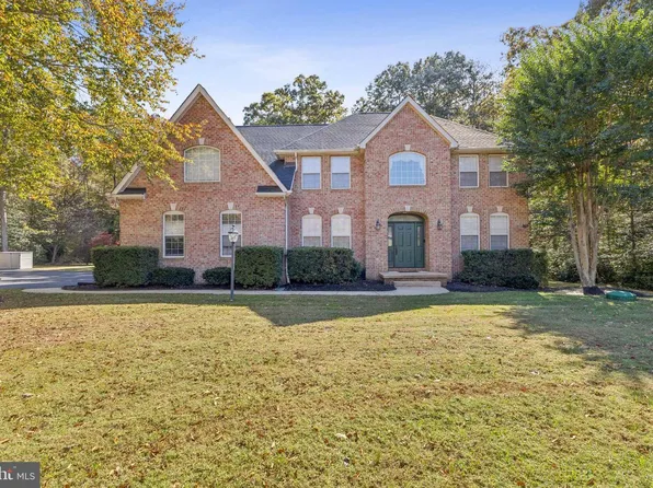 8875 Locust Grove Dr, Port Tobacco, MD 20677