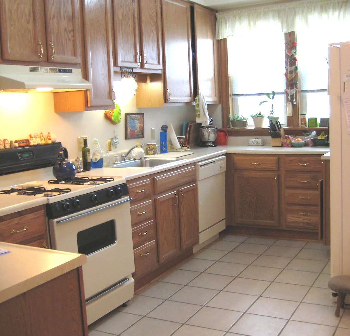 2 bed, 1.5 bath, 1340 sqft, $1,600 — Photo 2