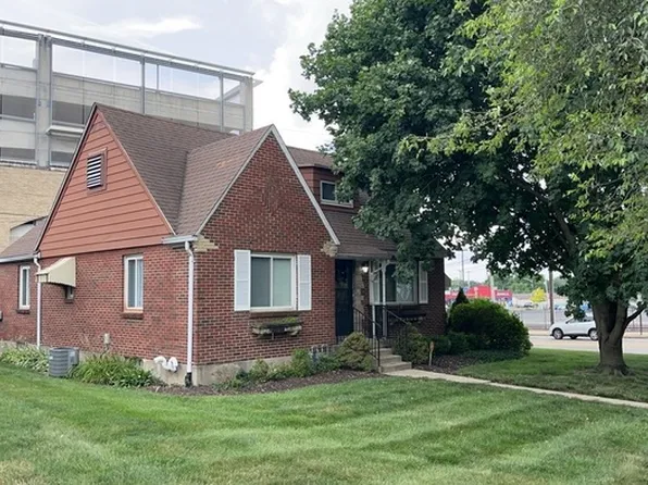 1076 Sherwood Dr, Dayton, OH 45406
