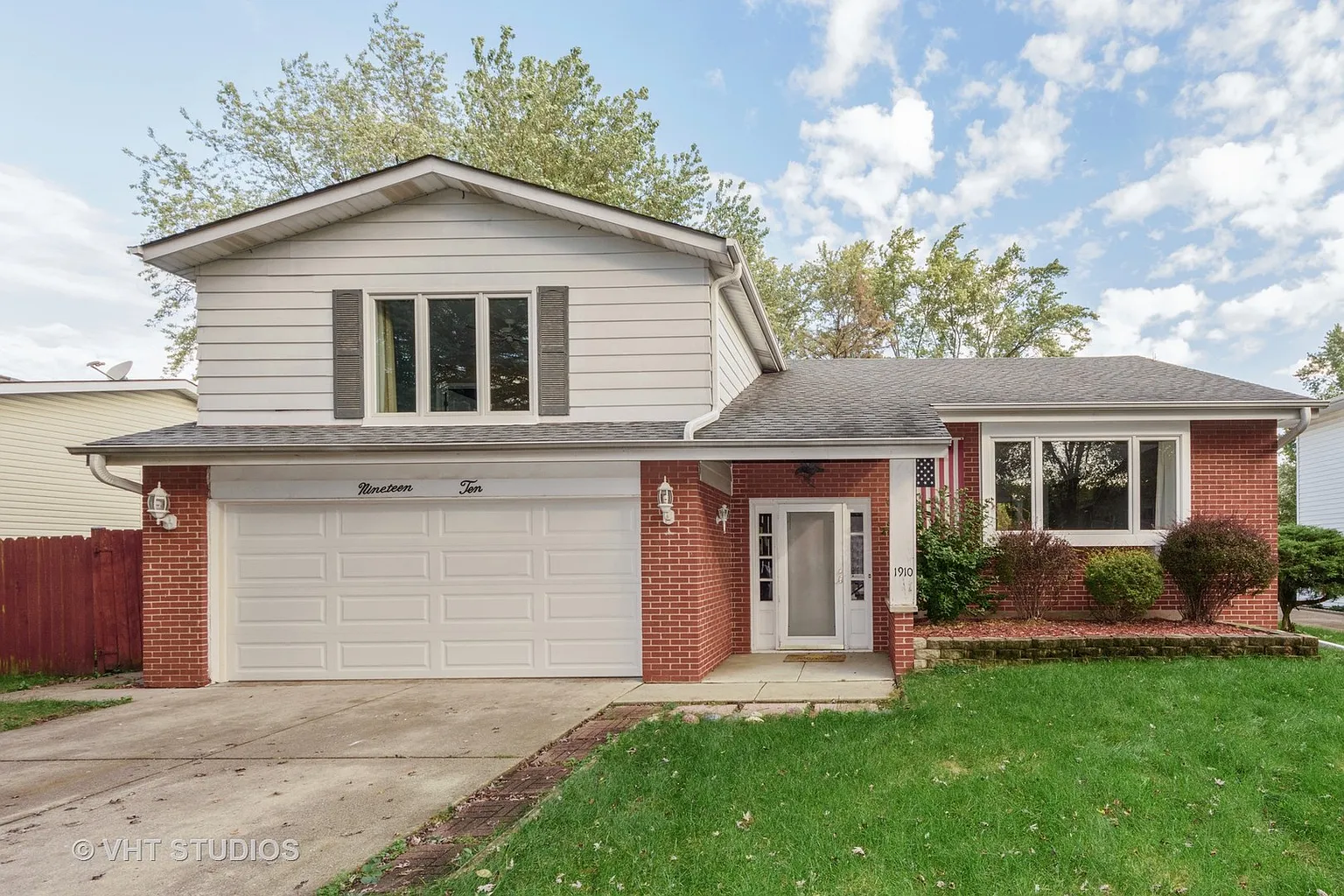 1910 E Kiowa Ln photo 1
