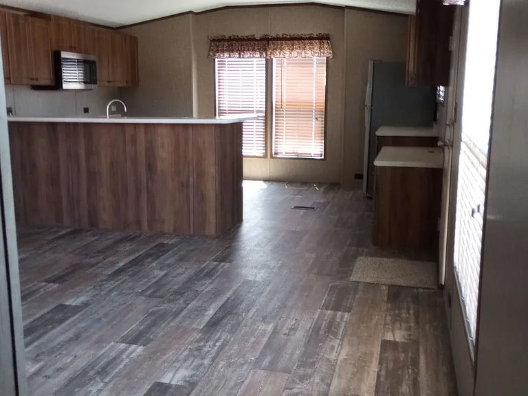2901 E Highway 107 — Photo 22