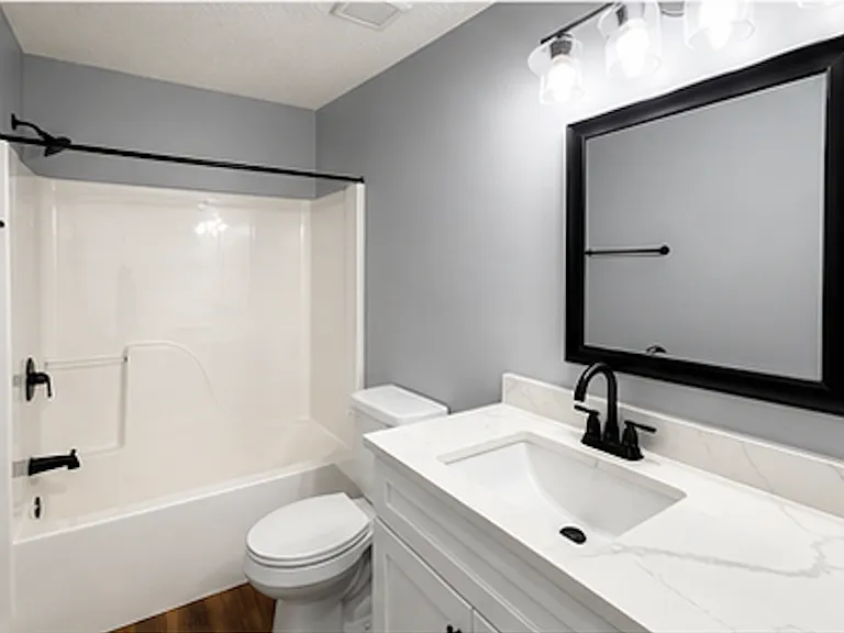 246 Lynhaven Dr — Photo 11