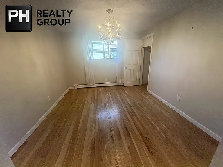 39-41 Townly Rd #1 — Photo 10