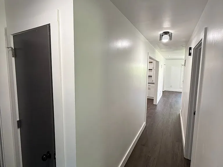 135 Grandview Ave — Photo 22