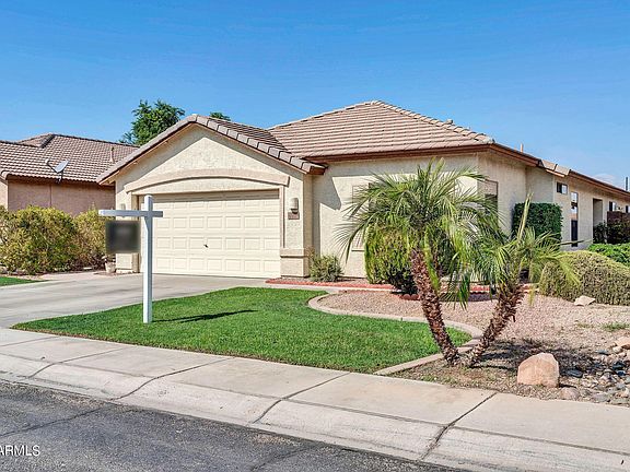 3rd image of 12558 W Woodland Avenue