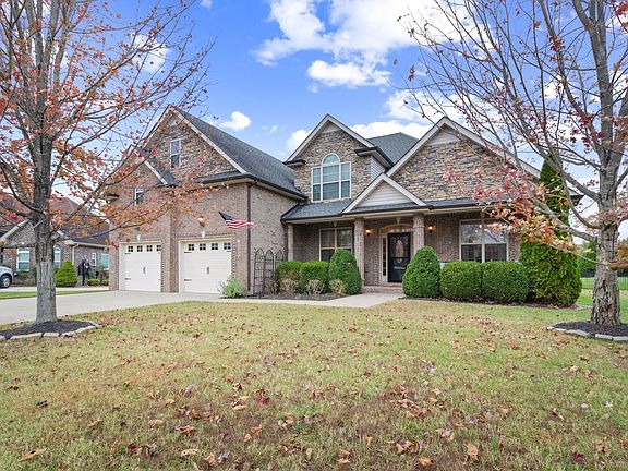 5th image of 146 Parkland Cir