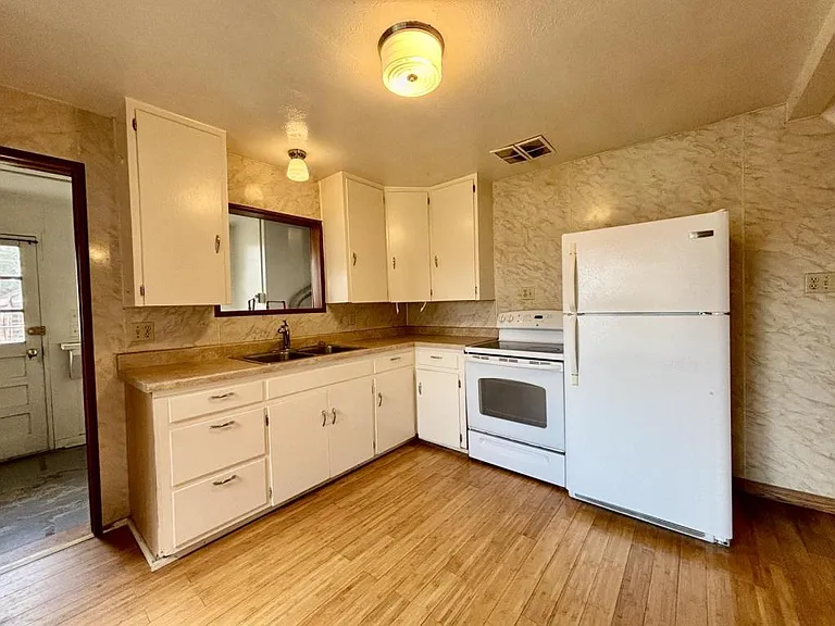 628 Washakie St — Photo 24