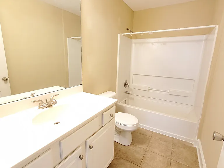 1456 Kennesaw Dr NW — Photo 10