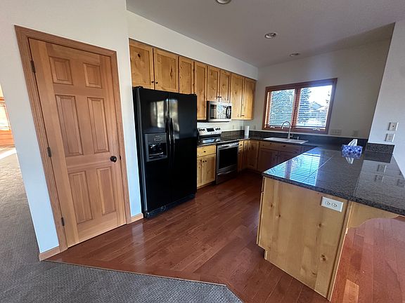 Kitchen and Island area.