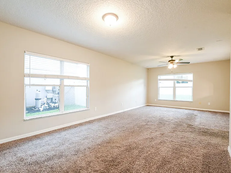 1725 Portcastle Cir — Photo 4