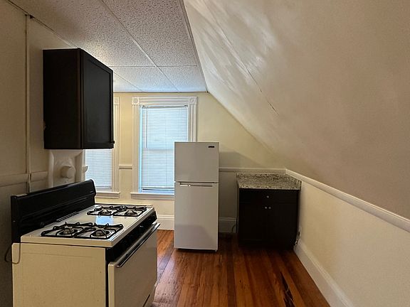 4th image of 26 Centennial Ave #3