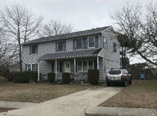 30 Bucknell Rd, Somers Point, NJ 08244