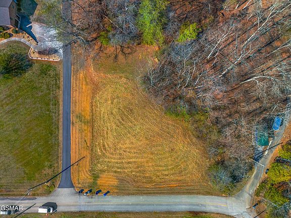4th image of 32 E Cross Rd Lot 32