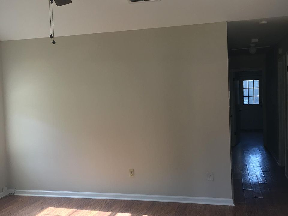 2nd image of 509 Park Ln
