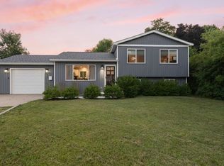 832 S Lake St, Boyne City, MI 49712