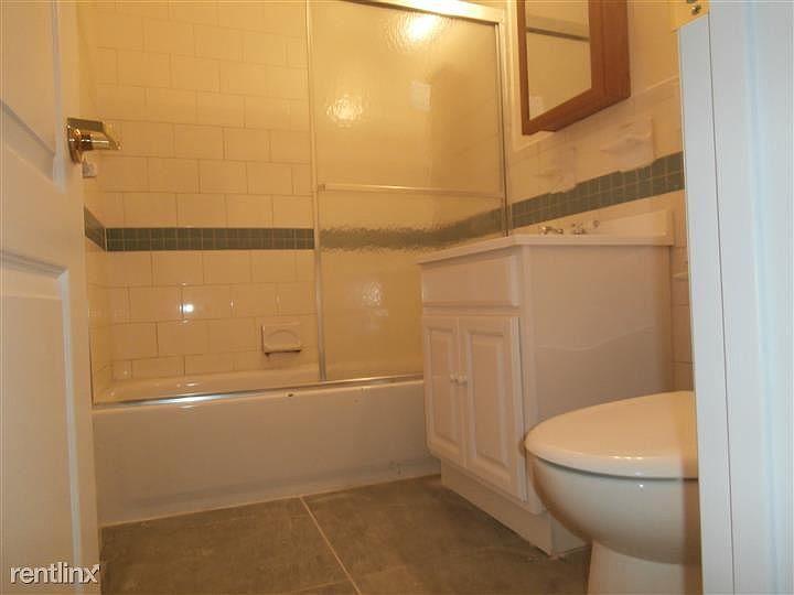 ImgTour_3br Apt 2 877 Union Ave BX (9)