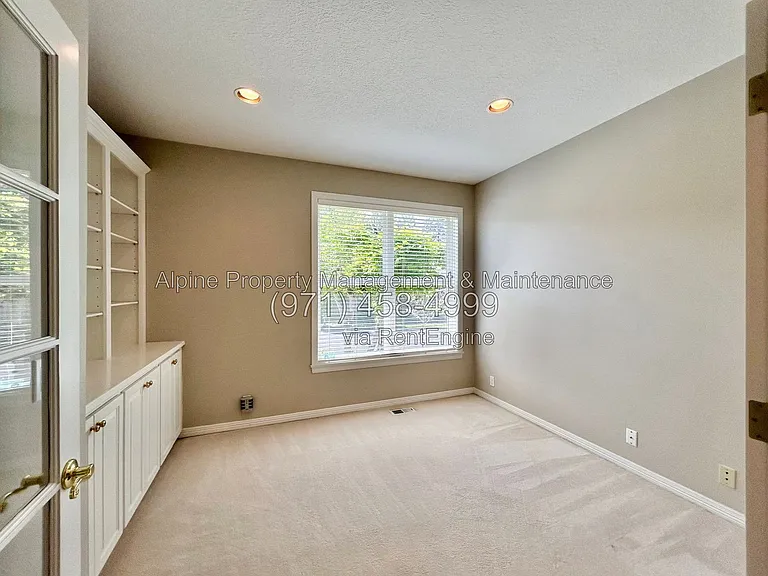 820 NW Pebble Beach Way — Photo 41