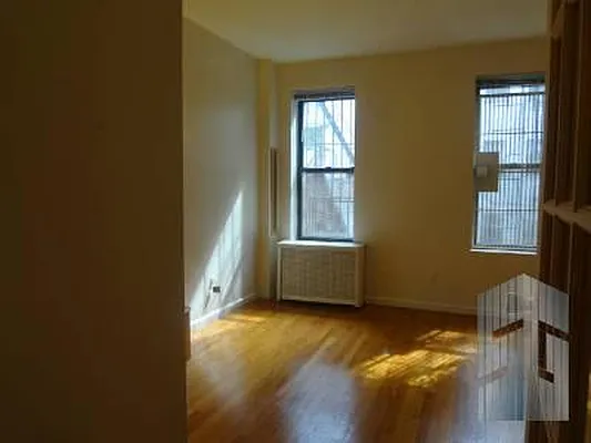 Rented by Skyline Group Real Estate | media 11