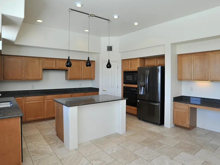 12866 N High Hawk Dr — Photo 40