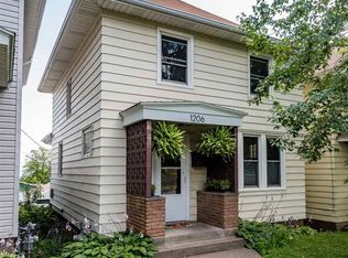 1206 E 9th St, Duluth, MN 55805