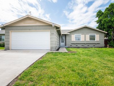 5200 N Pkwy, Sacramento, CA, 95823