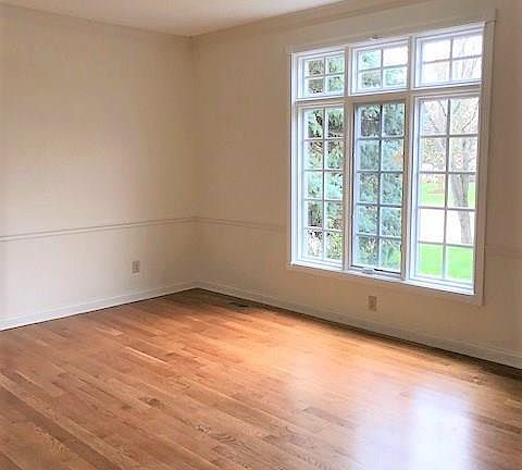 4th image of 1462 Cricklewood Way