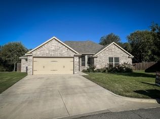 724 Westgate Dr, Aledo, TX 76008