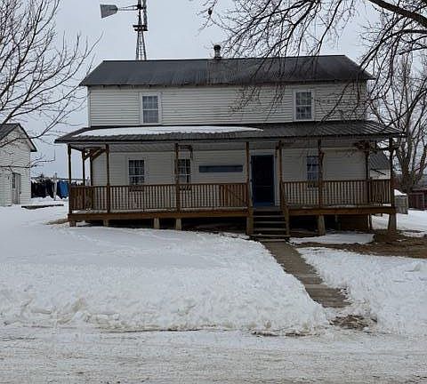 2nd image of 36658 Dogwood Rd