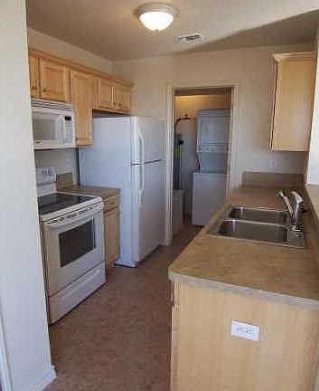5th image of 400 Eagles Nest Dr APT 6