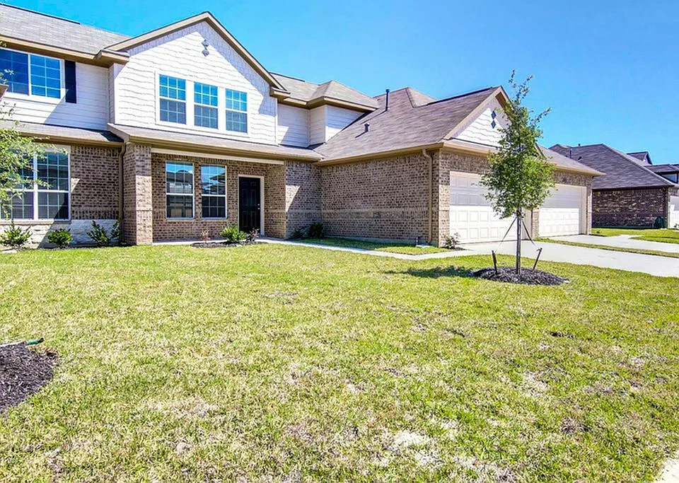 12311 Maura Ln