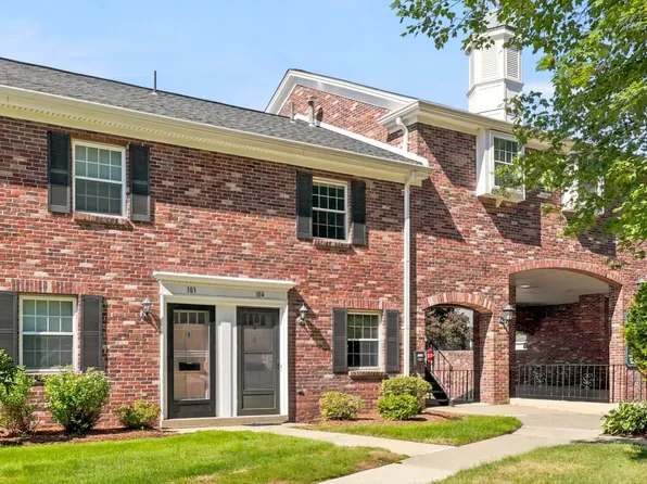 104 Windsor Dr Unit 104, Framingham, MA 01701