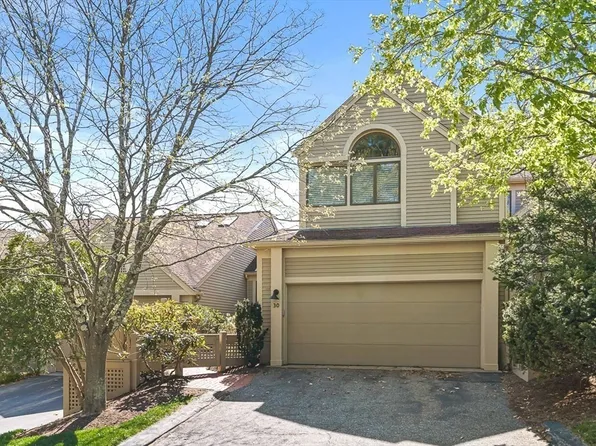 7 Wainwright Rd Unit 30, Winchester, MA 01890