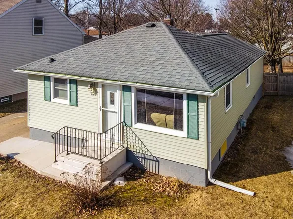 820 South 11TH AVENUE, Wausau, WI 54401