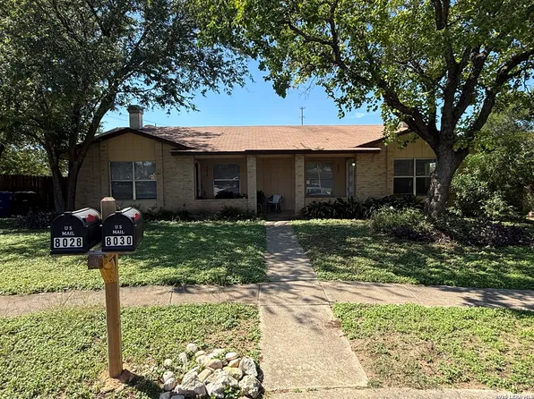 8030 ECHO WIND ST, San Antonio, TX 78250