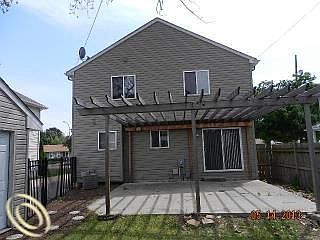 2nd image of 564 W Woodward Heights Blvd