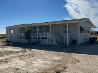 7664 Holiday Ave, Rosamond, CA
