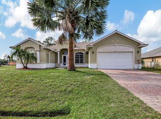 6470 NW Regal Cir, Port Saint Lucie, FL 34983