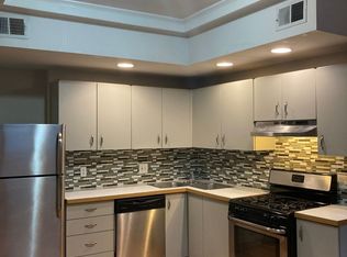 Newly renovated, spacious 2br in Shaw neighborhood., Saint Louis, MO 63110